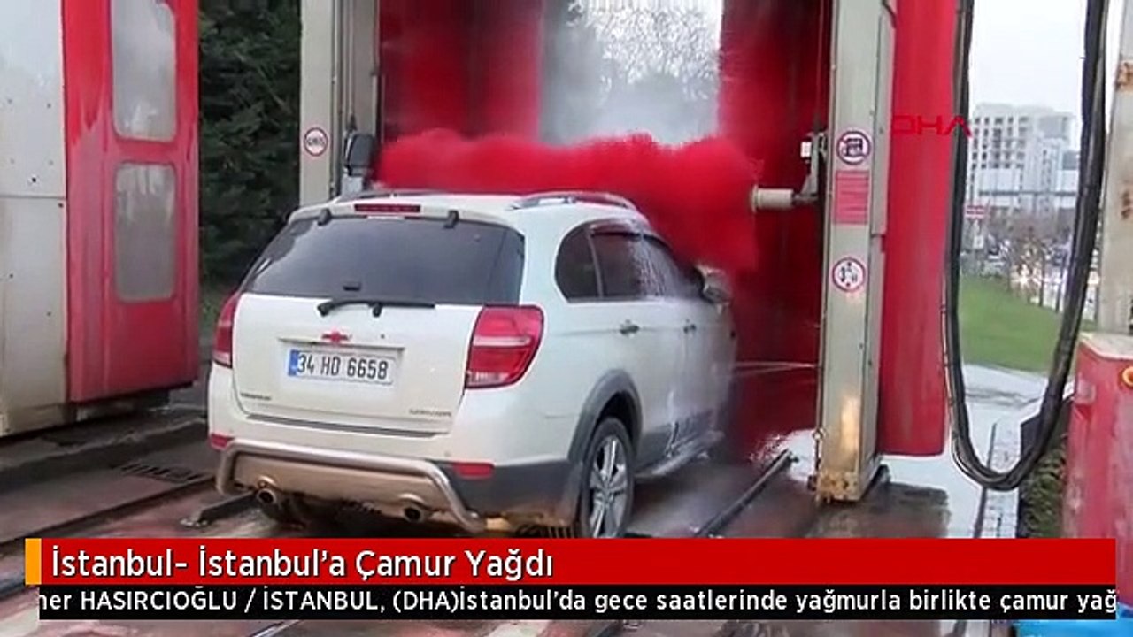 İstanbul- İstanbul'a Çamur Yağdı