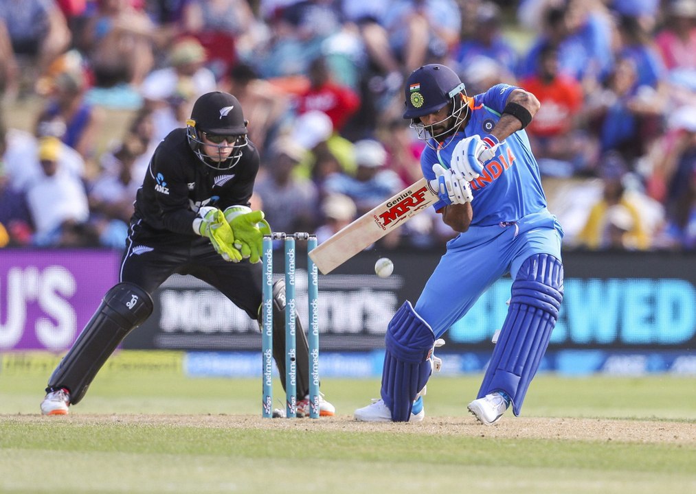 New Zealand Vs India 2nd ODI : കിവികൾക്ക് ജയിക്കാൻ 325 റൺസ് | #NZvsIND | Oneindia Malayalam
