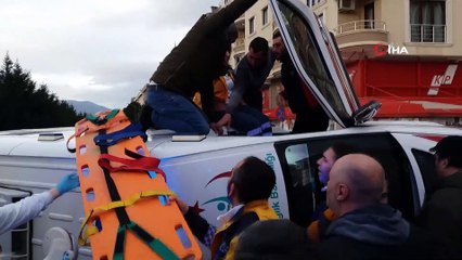 Samsun'da ambulans ile otomobil çarpıştı: 6 yaralı