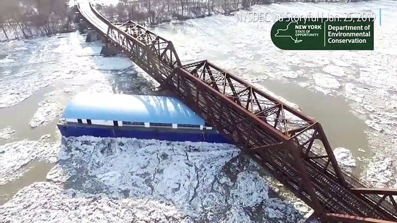 Heavy Icy Floes Dislodged 8 Boats From Their Moorings On the Hudson River