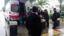 Antalya Havalimanı'nda hortum sebebiyle servis otobüsü devrildi:11 yaralı