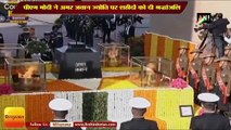 Prime Minister Narendra Modi pays tribute to Martyrs at Amar Jawan Jyoti
