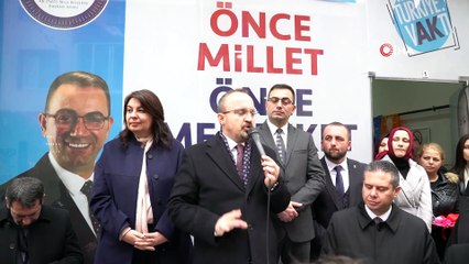 Télécharger la video: AK Partili Turan: 'Sözüm ona milliyetçi olan bir parti kurup, milliyetçi oyları CHP'nin yanına götürmeye kalktılar, çalıştılar. Umduklarını bulamadılar'