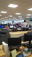 Démissionnaire d'une Banque il vient déguisé en Spiderman pour son dernier jour de travail