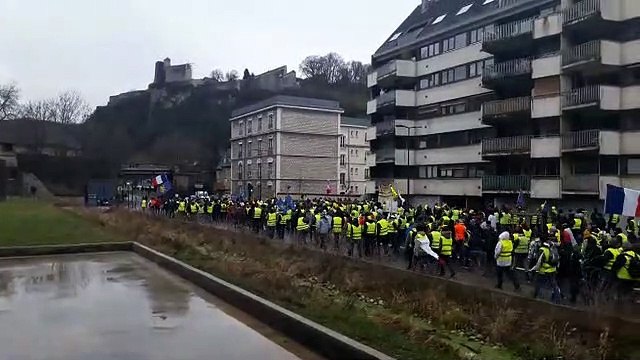 Les gilets jaunes dans les rues de Besançon