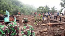 Bodies recovered from site of Indonesian landslide