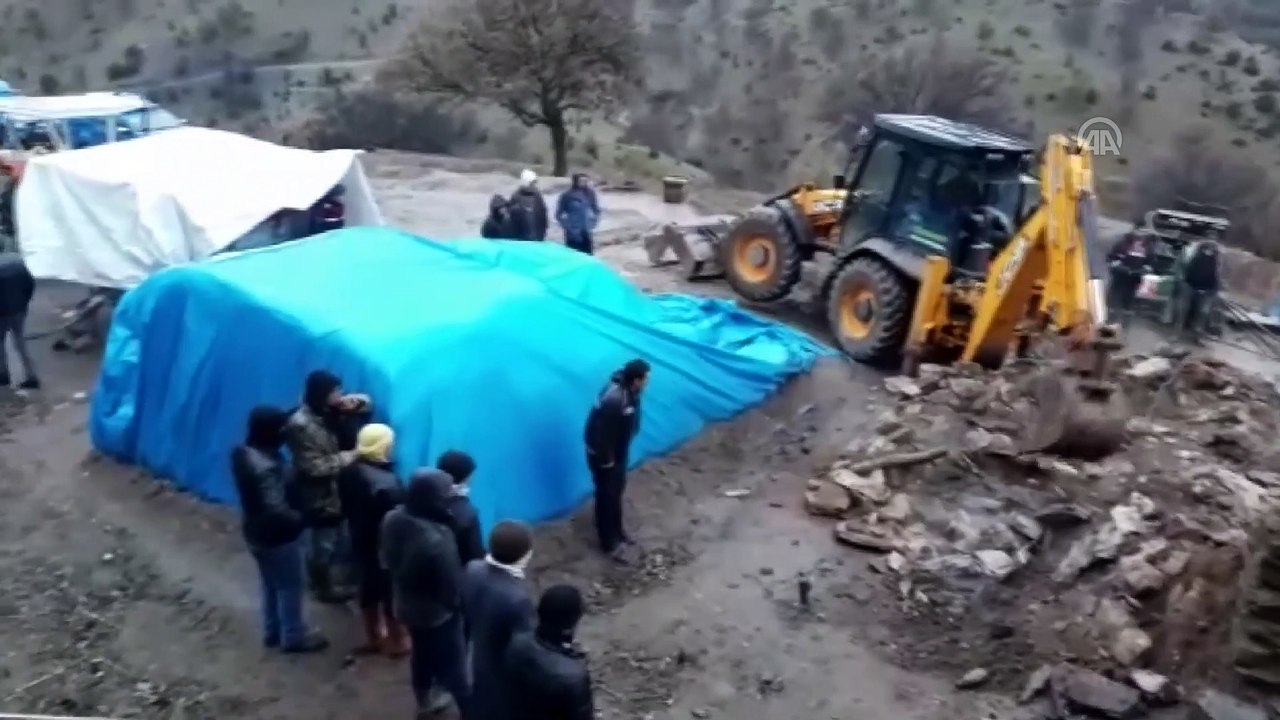 Karacasu'da bir evde yangın ve patlama - 1 çocuk öldü, 2 kişi yaralandı - AYDIN