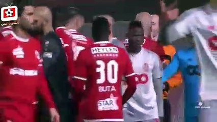 المهدي كارسيلا  يتألّق ويُعطي أسيست رائع لفريقه صطاندار دُ لييج