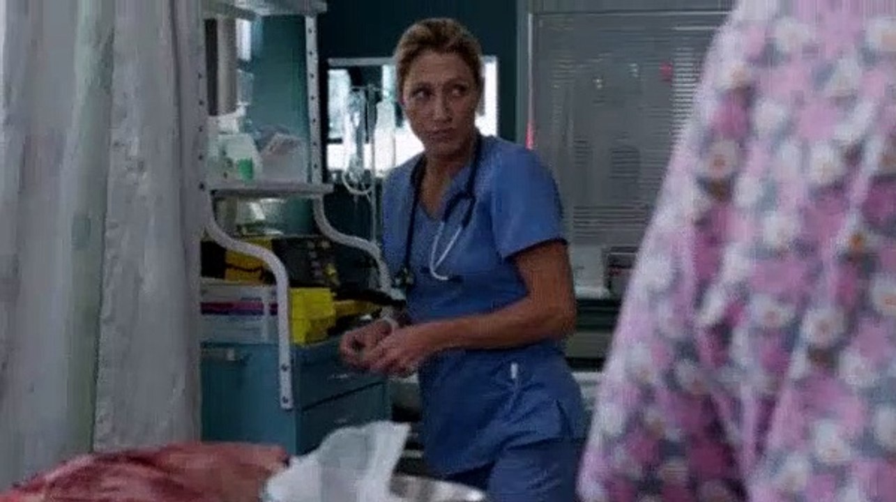 Nurse Jackie S05E01 - Happy Fucking Birthday