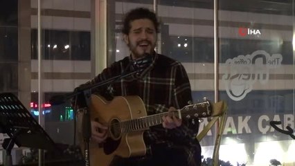 O Ses Türkiye Finalisti Emre Sertkaya Konserine Yoğun İlgi