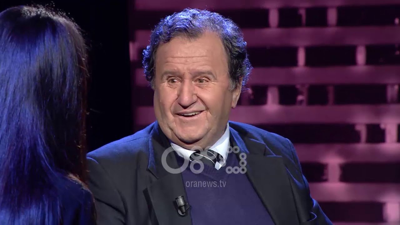 Mos i fol shoferit - Një artist i lindur si Rrema, dhuron performancë në "Mos i fol shoferit"