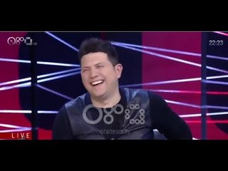 Ora News - Mamaqi shpërthen në të qeshura nga thënia e Zhejit…