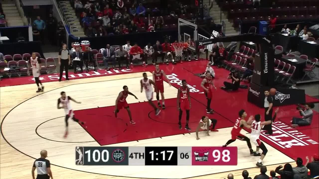 Chris Boucher with a huge block!