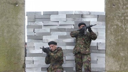 Achtung, Grenze! Iren demonstrieren auf ihre Art