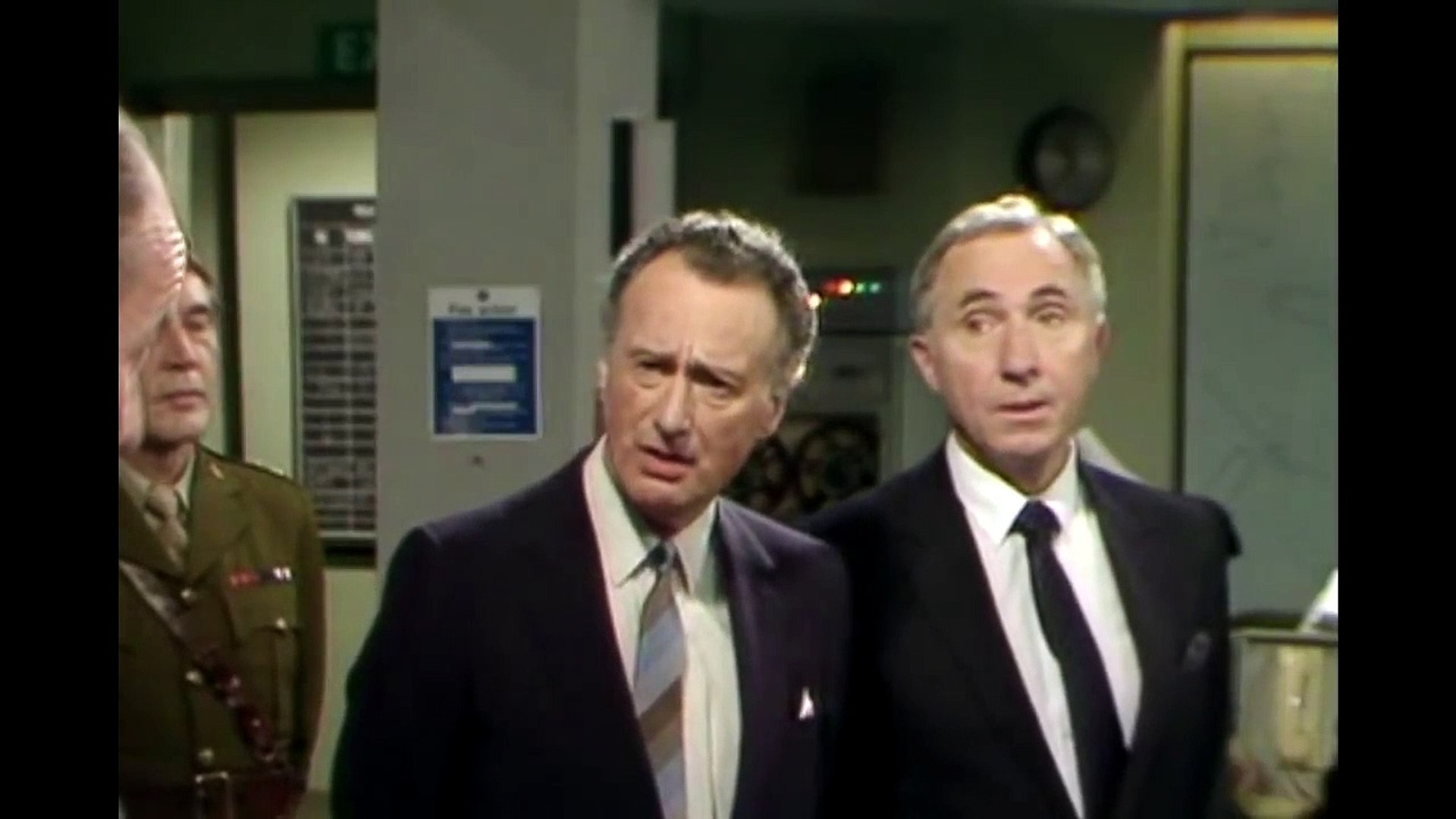 Yes Prime Minister S01E01 - Grand Design - video Dailymotion