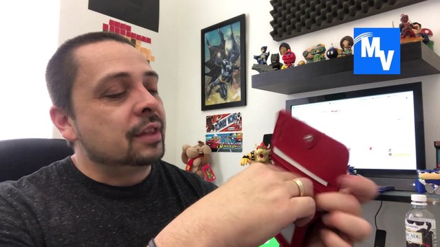 Funtor compact leather RFID blocking wallet