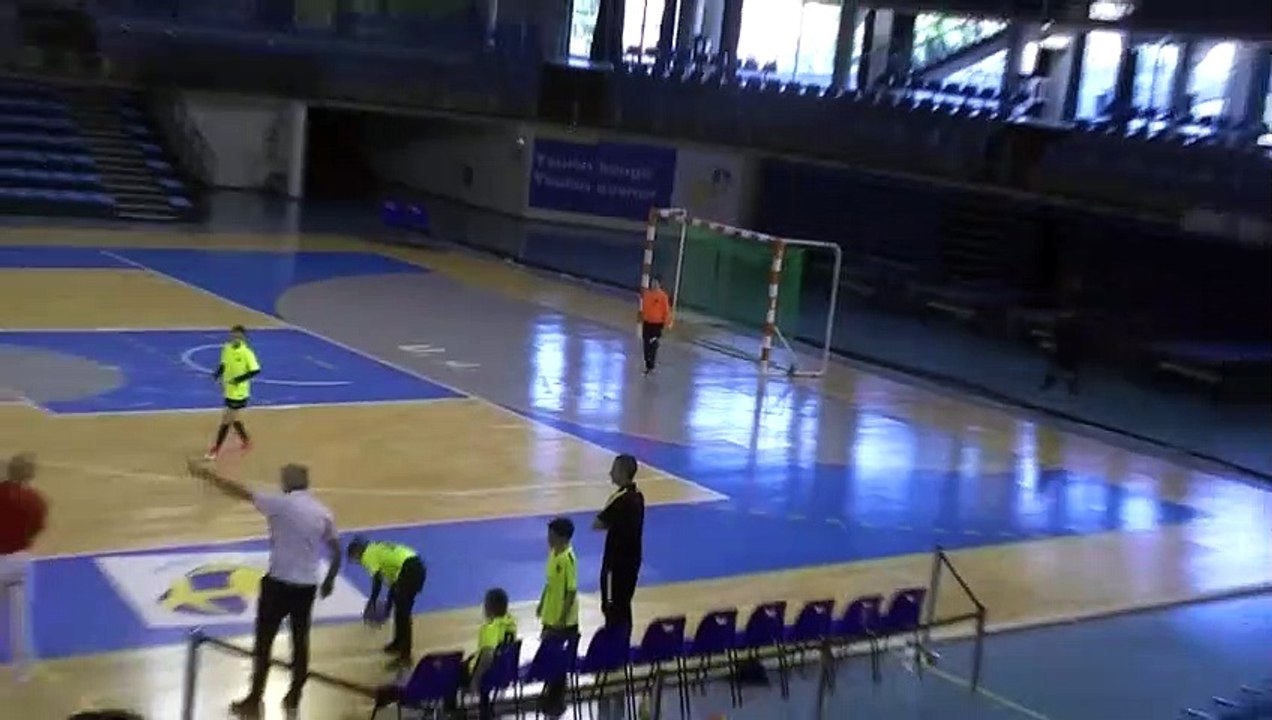 U13 FREJUS FUTSAL - ISSOLE FUTSAL [mi-temps 1]