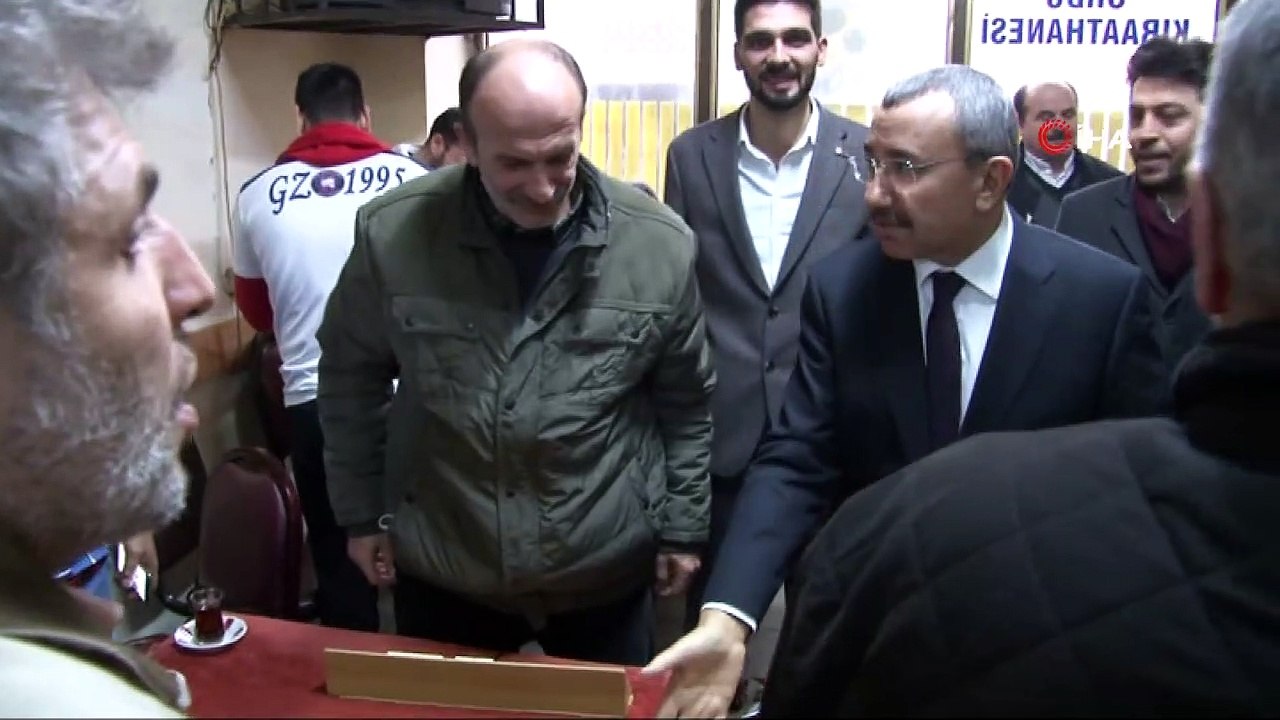 Ataşehir Belediye Başkan adayı İsmail Erdem’den engelli vatandaşa  düğün sözü