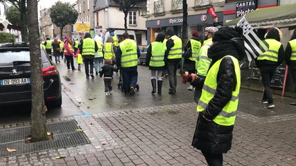55 gilets jaunes défilent à Châteaubriant ce 27 janvier 2019