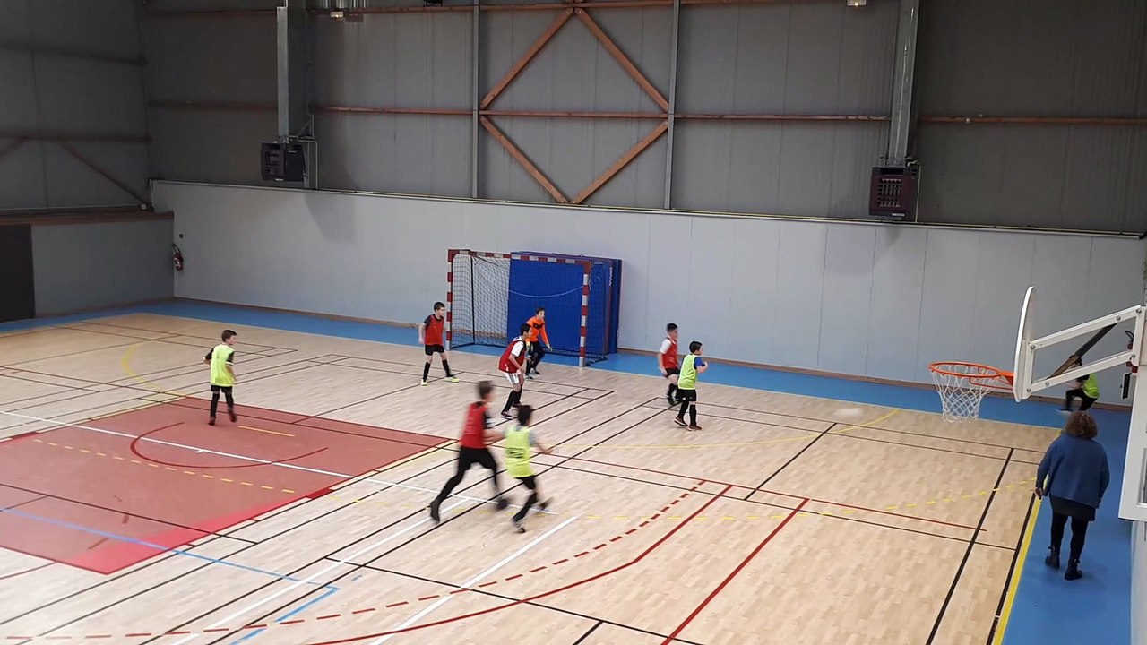 2 EME PARTIE DE VIDÉO FUTSAL U10/U11 FACE A U12...