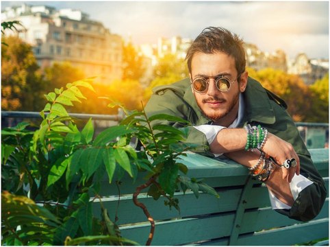 سعد المجرد يتعرض لموقف محرج التقطته الكاميرات ورد فعله العصبي يثير ضجة