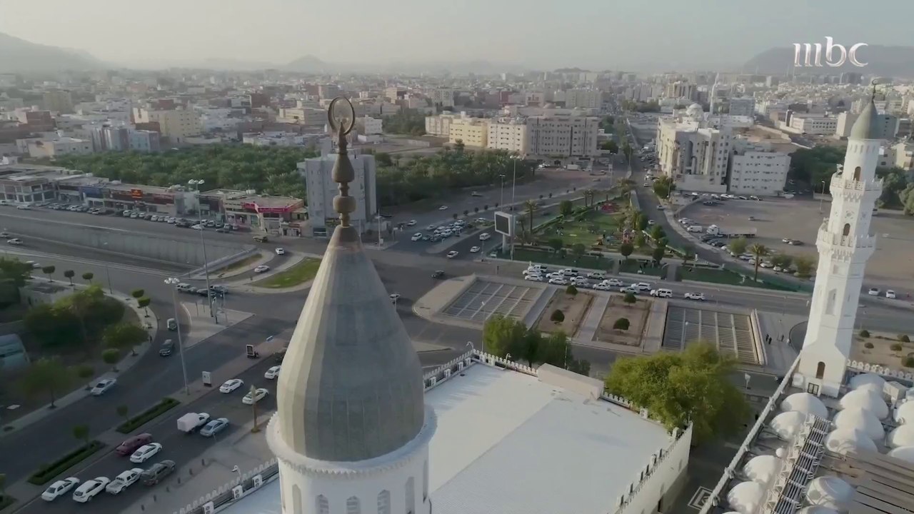 زيارة آلاء وبدر إلى مسجد قباء