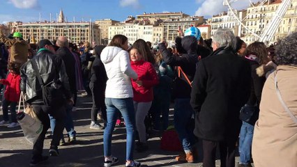 Marseille : la marche pour le climat s'est muée en flashmob