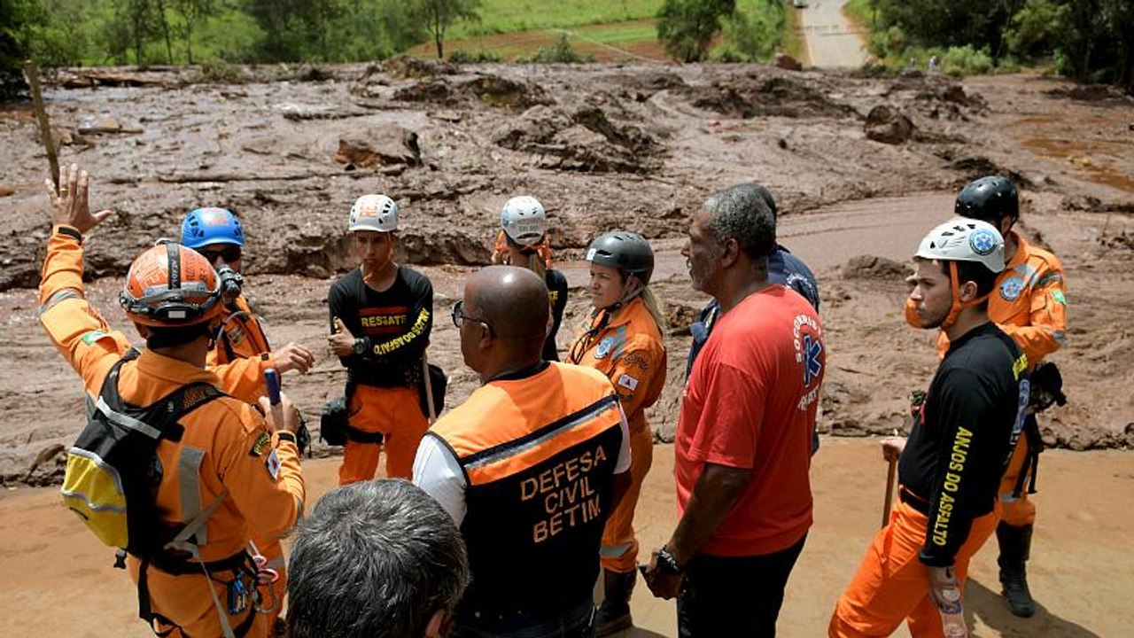 Zweiter Dammbruch befürchtet: Suche vorerst eingestellt