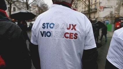 Los "pañuelos rojos" piden fin de la violencia en Francia