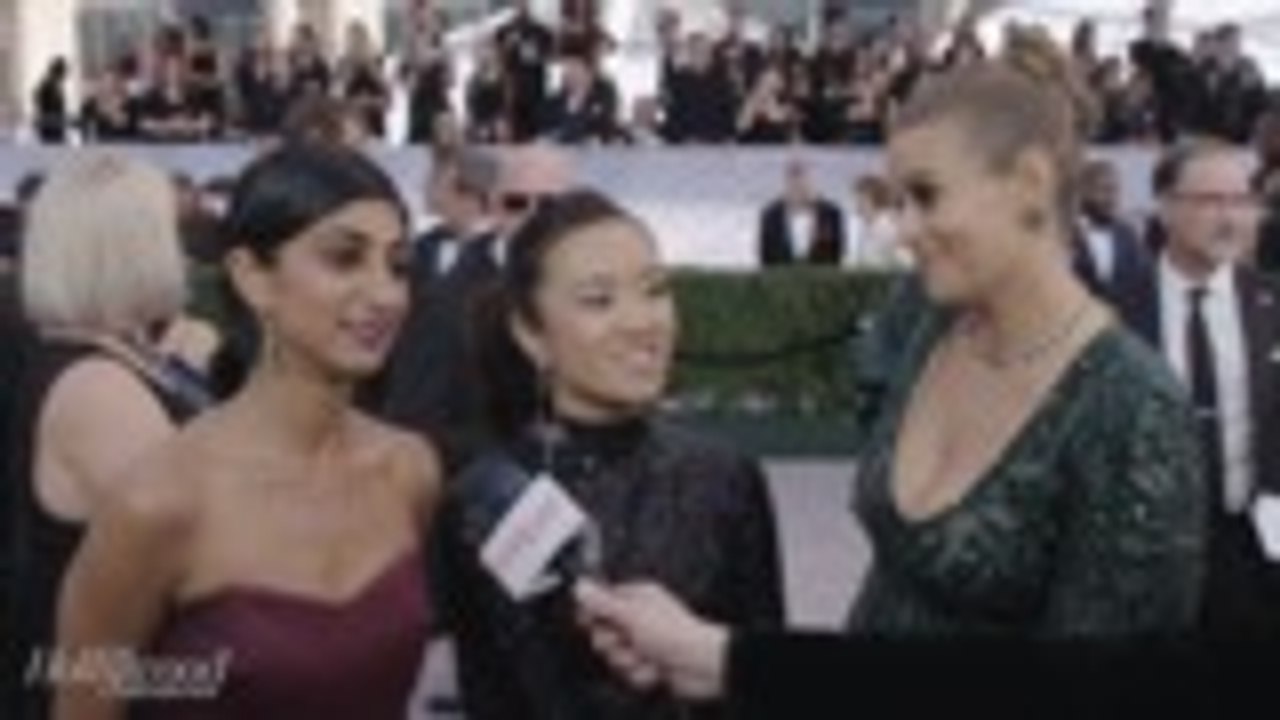 Cast of 'GLOW' on SAG Awards Red Carpet 2019