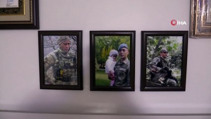 Şehit kızının baba özlemi... Babasının fotoğrafıyla konuşuyor
