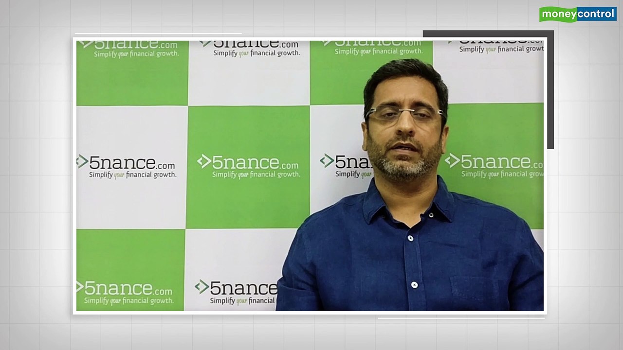 Buy or Sell | Stay cautious, stock specific; buy Wipro, sell Graphite