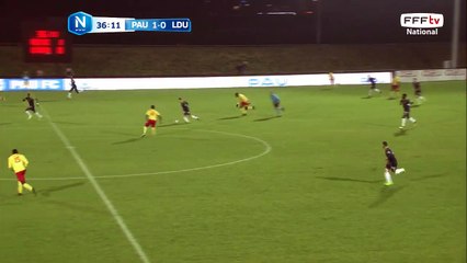 La frappe de THILL est complètement dévissée.