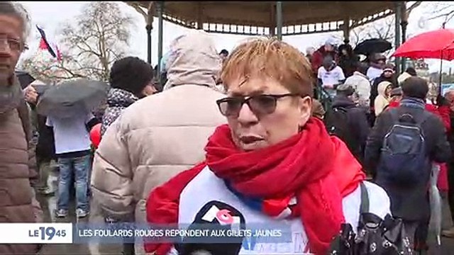 Certains foulards rouges remettent les choses en ordre, Non nous ne sommes pas contre les gilets jaunes - Regardez