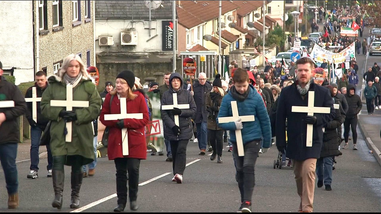 Bloody Sunday memorial march through Derry marks 47th anniversary