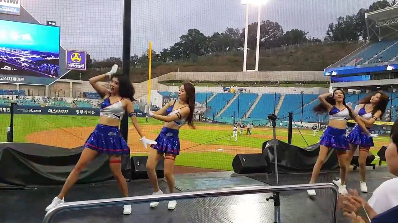 은평출장안마-{ 카톡vvv51 }  ⊀Ö7Ô-7575-0075⊁은평출장마사지'20대'은평출장안마출장안마코스은평출장안마은평출장마사지-황제은평출장마사지-은평콜걸.