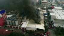 Güngören'de Fabrika Yangını - Havadan Görüntü
