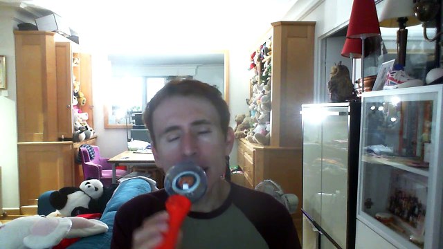 Wiwi égratigne un quart de piasse de Vincent Vallières