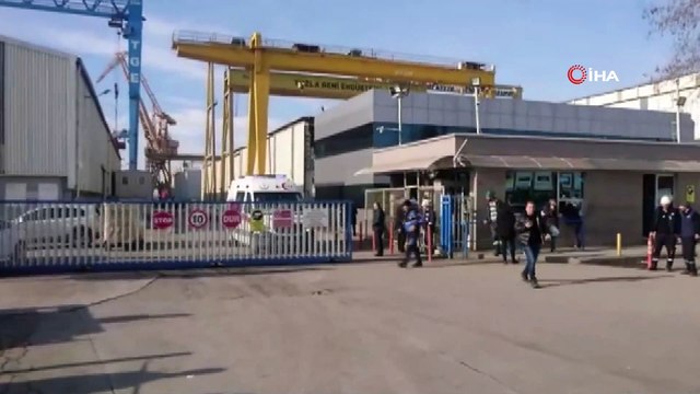Tuzla'da tersanede bulunan gemide yangın: 6 yaralı