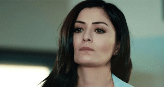 Son Dakika! Başörtülü Kadınlara Hakaret Ettiği İddia Edilen Ünlü Oyuncu Deniz Çakır İçin Karar Verildi