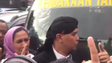 Divonis Penjara, Ahmad Dhani Langsung Dibawa Menggunakan Mobil Tahanan