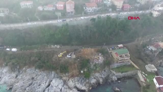 Zonguldak'ta Deniz Kenarındaki Kaçak Yapılar Yıkılmaya Başlandı-Arşiv