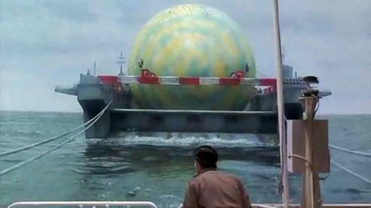 Godzilla Vs. Mothra Battle for Earth - First Battle