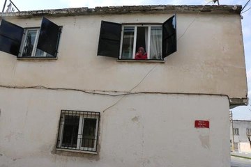 7 Aydır Taşlı Saldırı Kabusuyla Yaşıyorlar