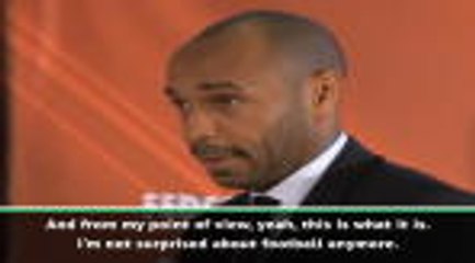 Télécharger la video: Football doesn't surprise me anymore - Fabregas on Henry sacking