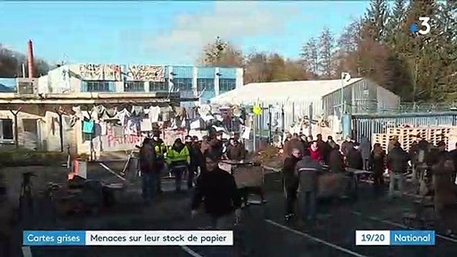 Cartes grises, passeports : menaces sur le stock de papier