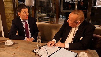 David Miliband: "O pior que podemos fazer é fingir que as respostas existem"