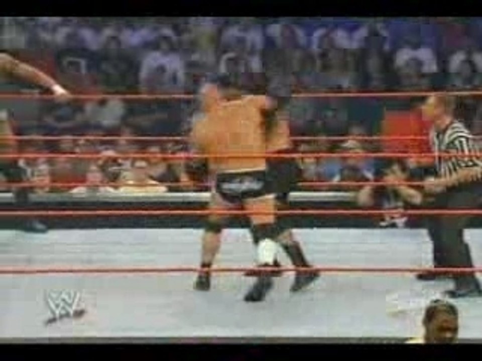 WWE - Goldberg vs Triple H & Batista & Randy Orton