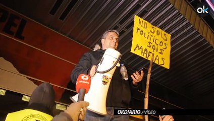 Insultos de los taxitas al PP en un acto en memoria del Holocausto