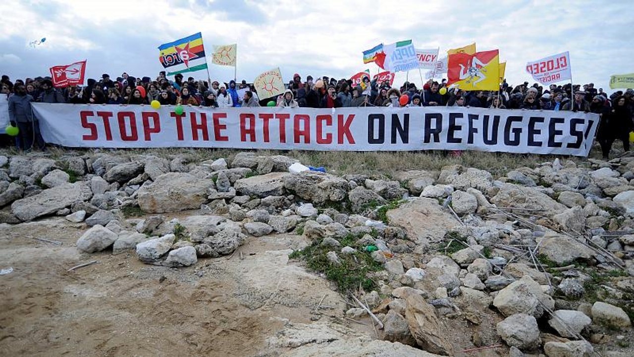'Sea Watch 3': Streit um Schicksal der Geflüchteten